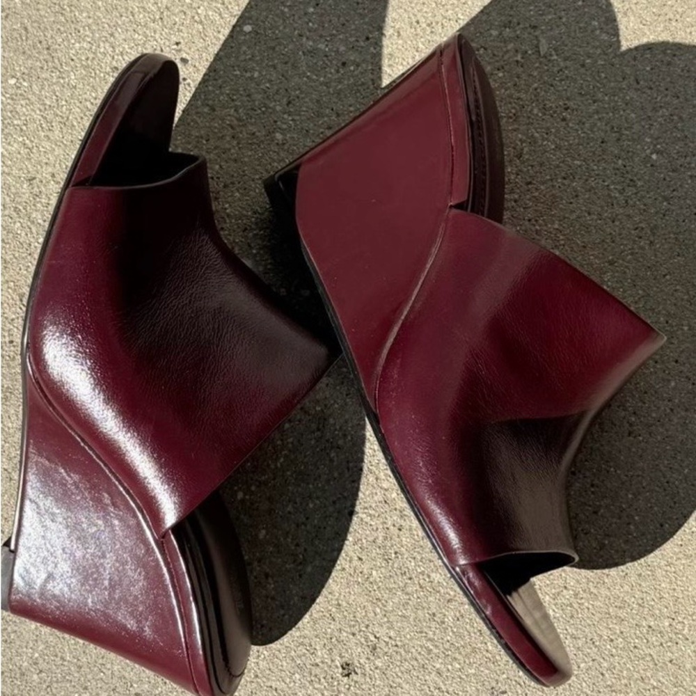 Zara Burgundy Wedge Mules - Picture 2 of 8